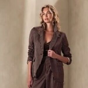 BR NWT Satin Blazer Size 12